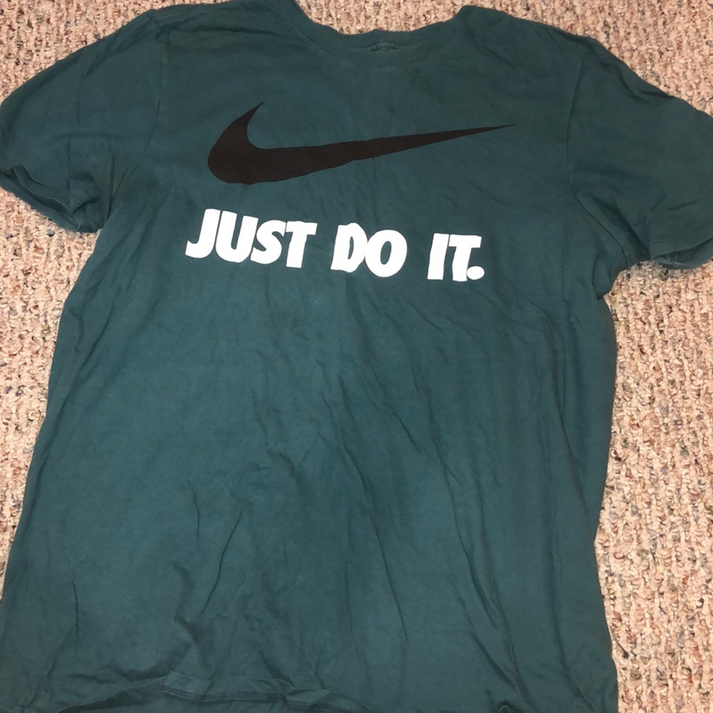 Nike T shirt